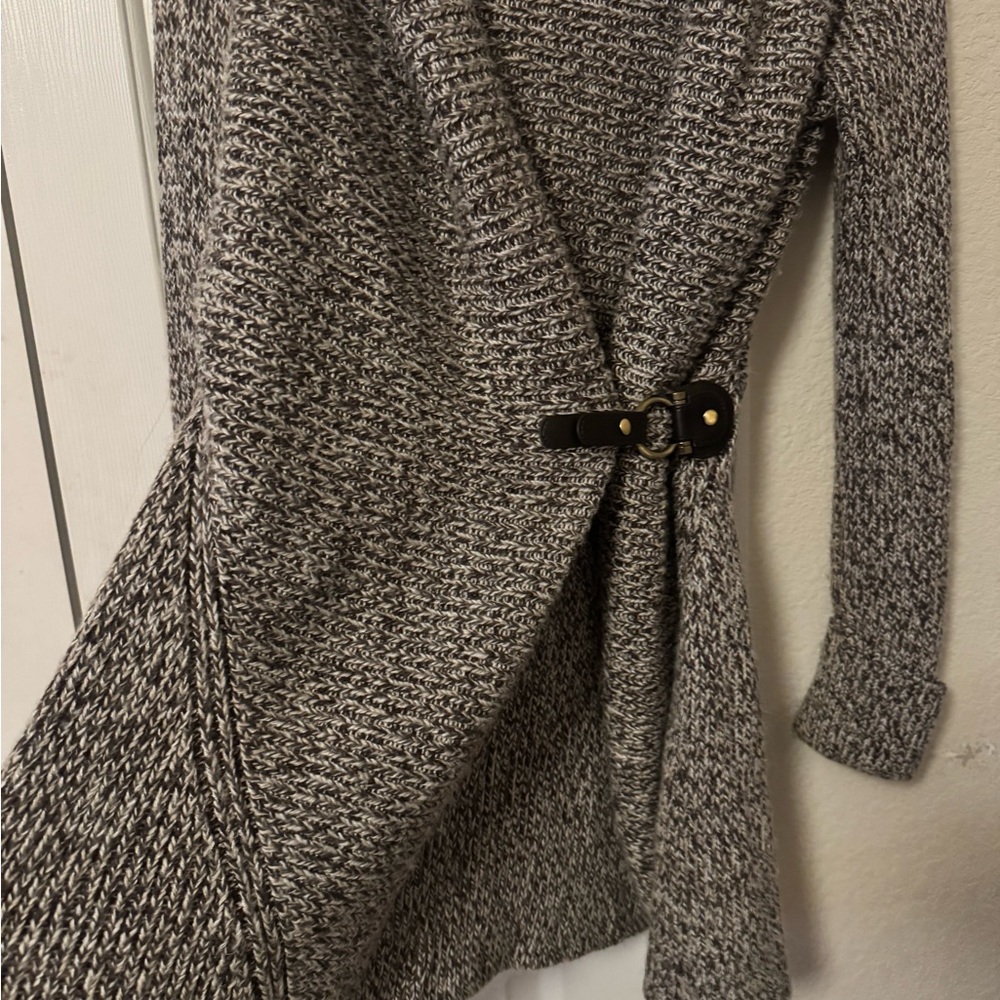 Cache Cardigan - Picture 3 of 10